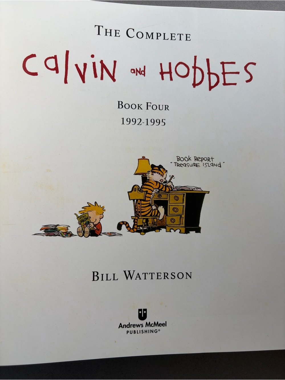 Calvin and Hobbes Complete Collection Box Set - Picture 2 of 3
